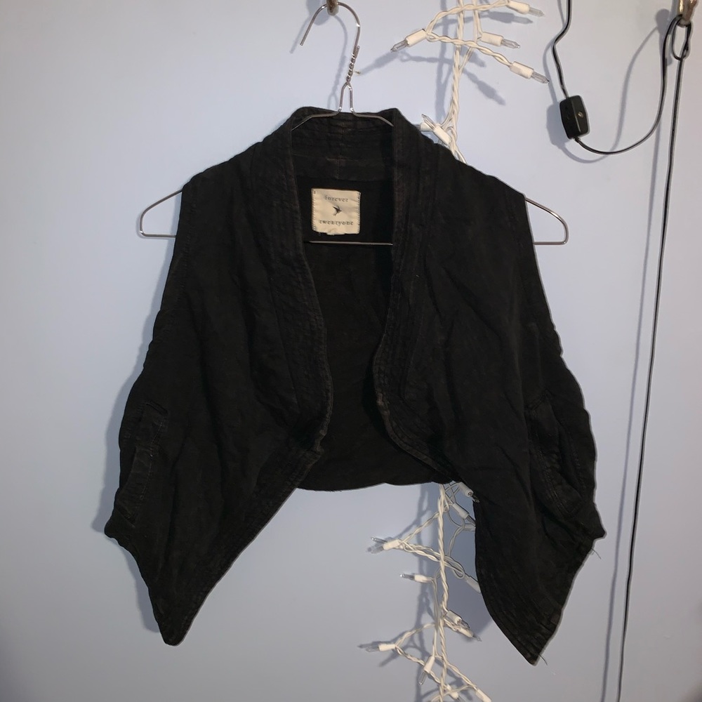 Jackets - Picture 3 of 4